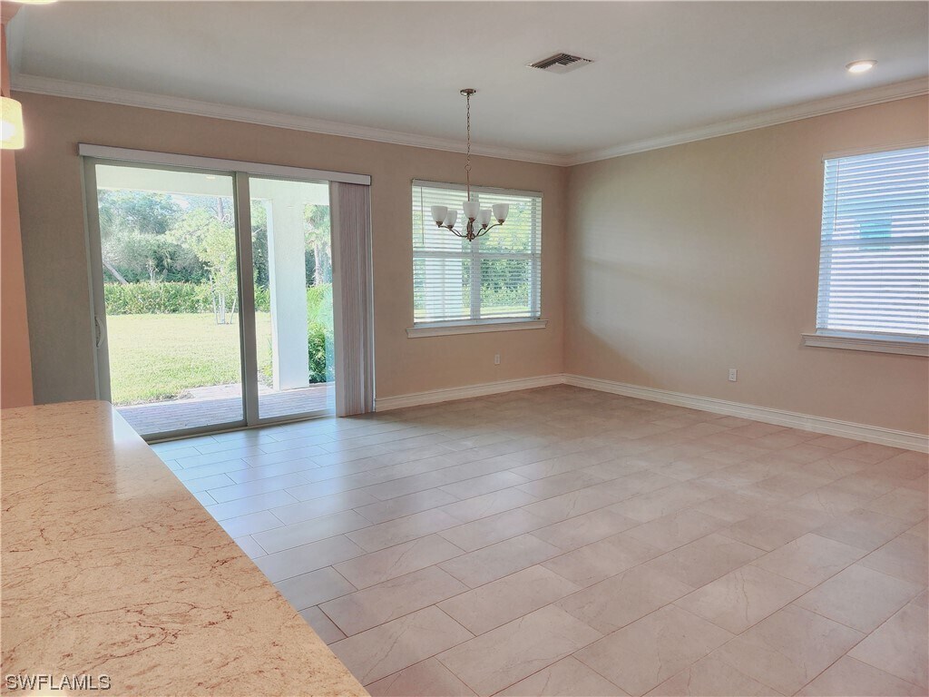 Primary Photo - 275 Tamarindo Ln