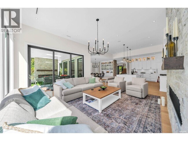 Photo du bâtiment - 372 Moyne Dr