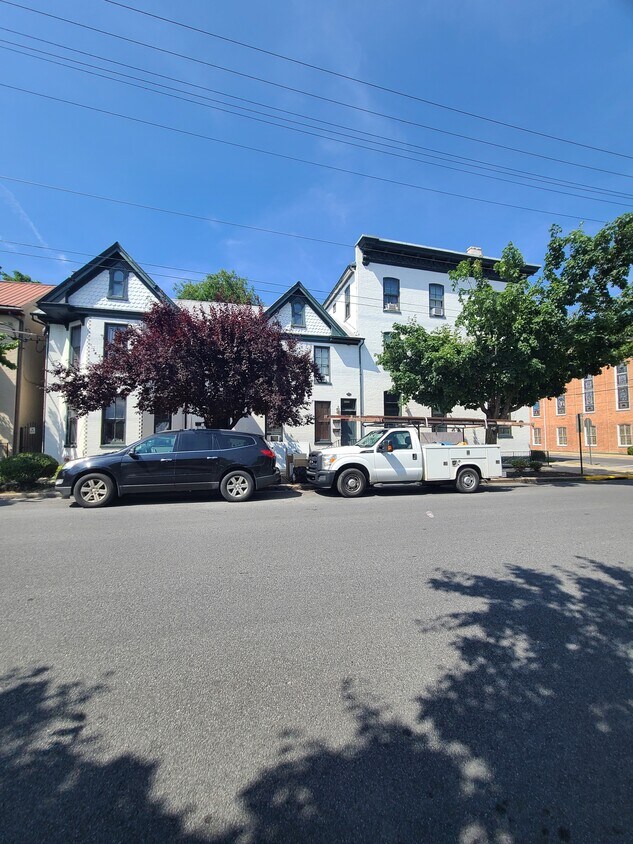 304 W Burke St Unit 304 w Burke st, Martinsburg, WV 25401 Apartments in Martinsburg, WV