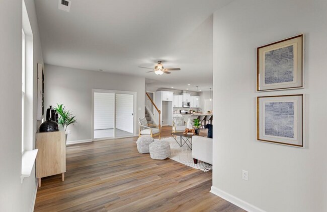 Foto del edificio - 1001 Hillpoint Rd