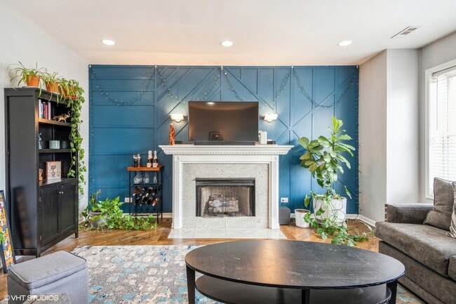Building Photo - 4714 S Evans Ave