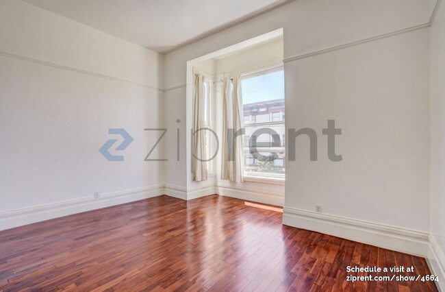 Building Photo - 1203 S Van Ness Ave