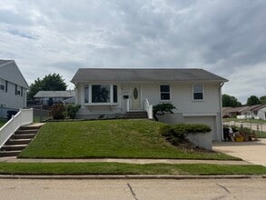 Building Photo - 1759 Richie Dr