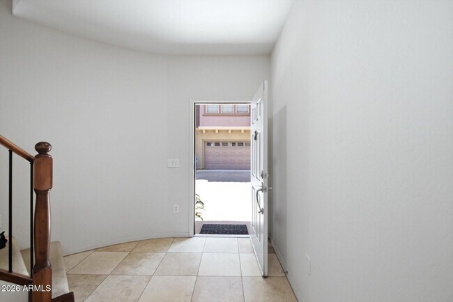 Foto del edificio - 3935 E Rough Rider Rd