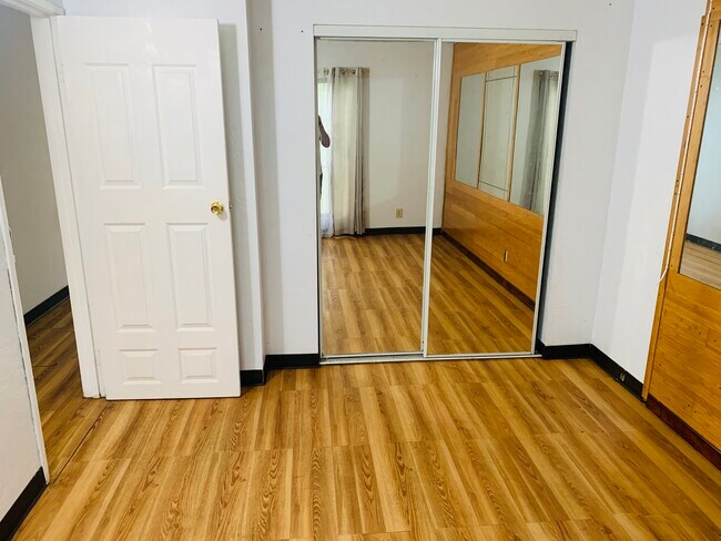 Building Photo - 87-131 Helelua St