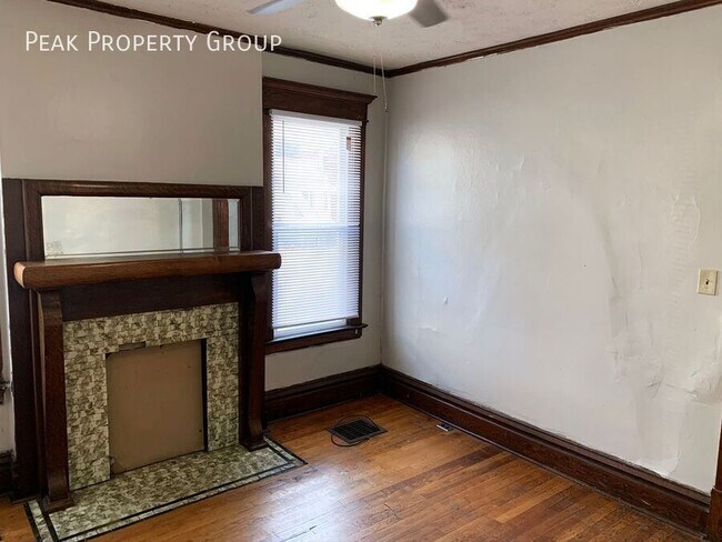 Building Photo - 293 E 14th Ave