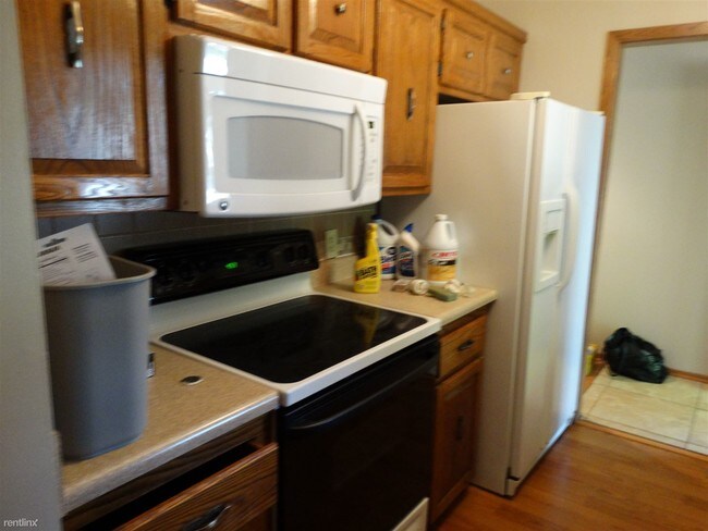 Foto del edificio - 8912 W Jamesburg St