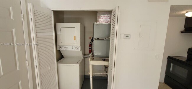 Foto del edificio - 2026 NW 43 Terrace