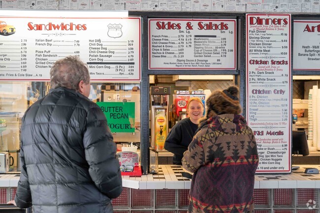 Customers at Polk-A-Dot Restaurant near Coal City enjoy the great food and service.