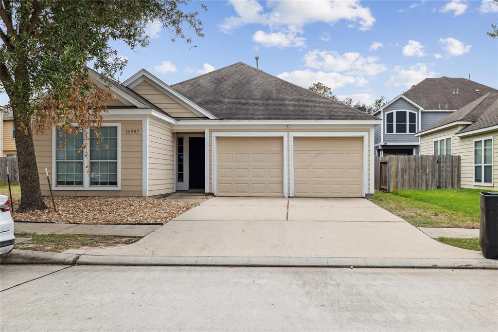 Primary Photo - 16507 Strathmore Manor Ln