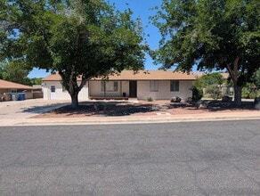 Building Photo - 436 Belmont Dr