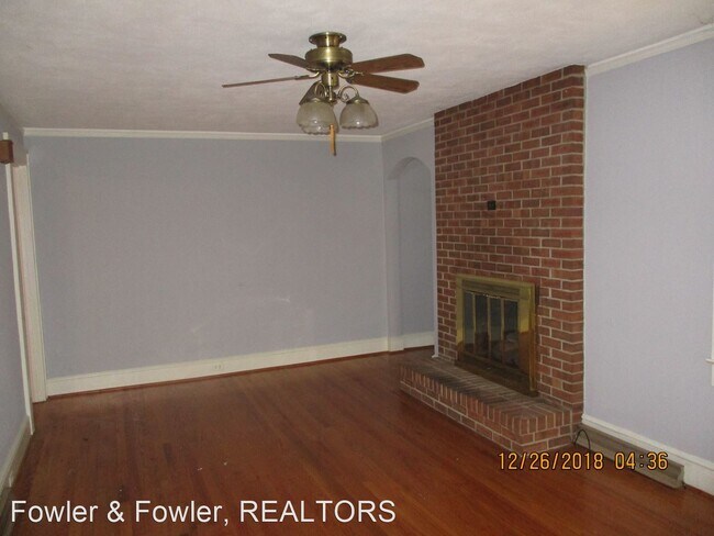 Building Photo - 4 br, 2 bath House - 105 Ford Street