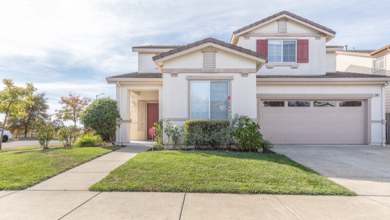 Foto principal - 2961 Sweet Grass Ln