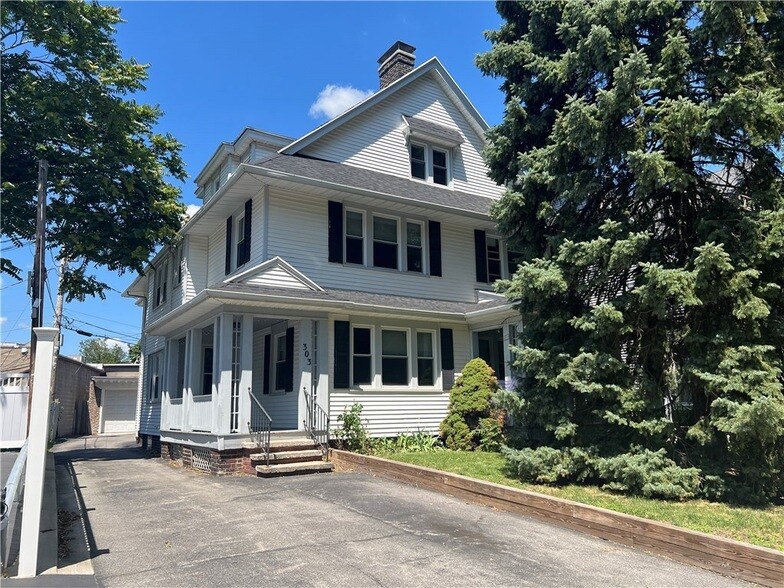 Primary Photo - 303 Dartmouth St