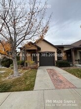 Building Photo - 14910 Treseder St