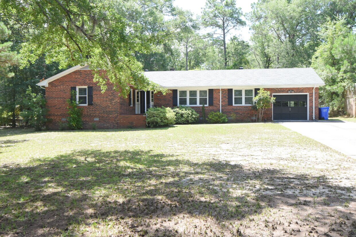 Foto principal - 1502 Parmele Dr