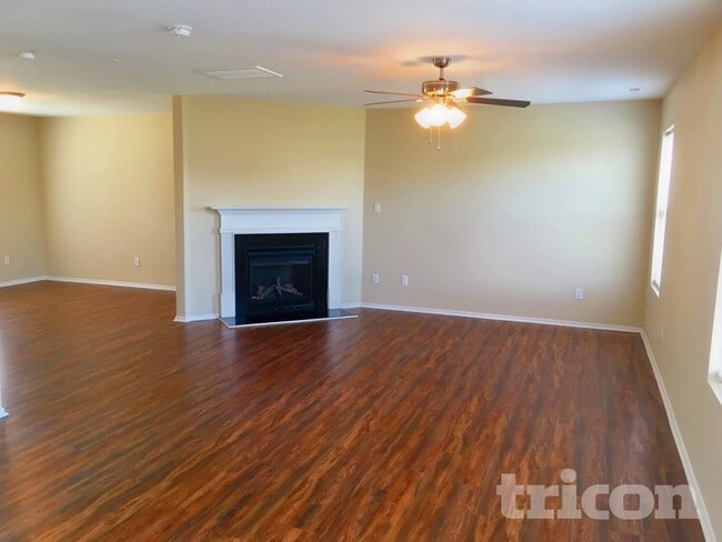 Building Photo - 12515 Dervish Ln