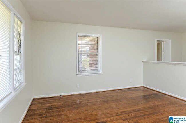 Building Photo - 1315 22nd Ave
