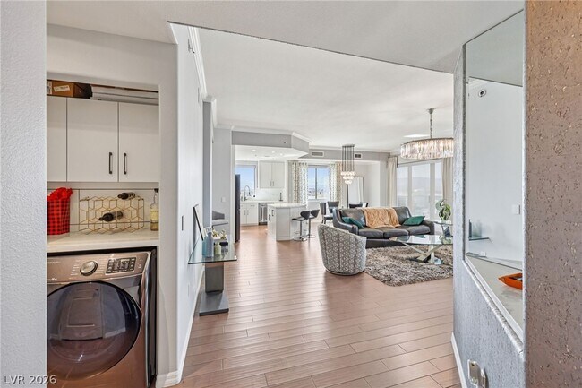 Foto del edificio - 8255 S Las Vegas Blvd