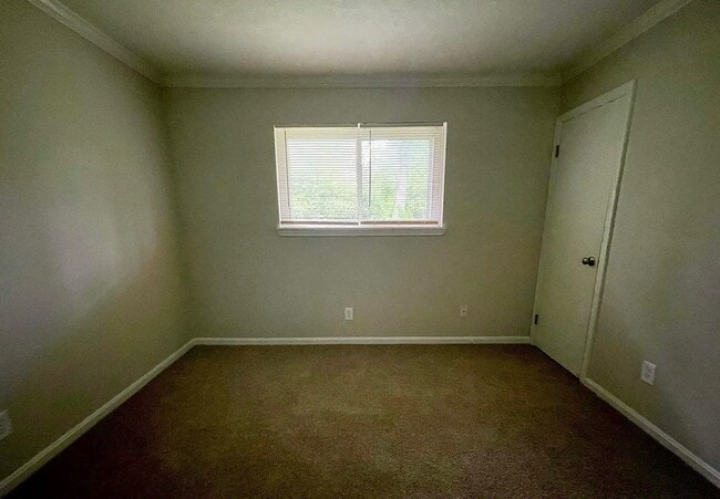 Building Photo - 3308 Conway Ct