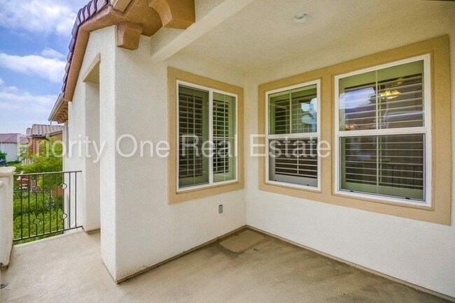 Building Photo - 10850 Serafina Ln