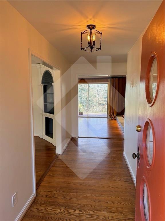 Foto del edificio - 140 Spring Dr