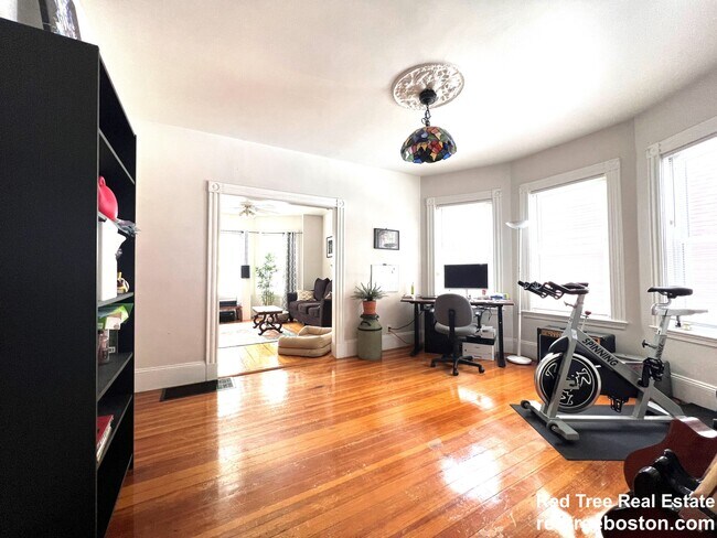 Foto del edificio - 4321 Washington St
