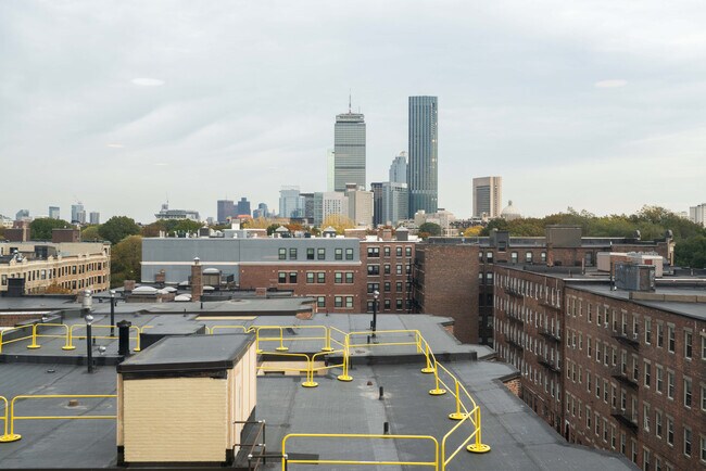 Building Photo - 100 Jersey St