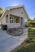 Building Photo - 1034 E 800 S