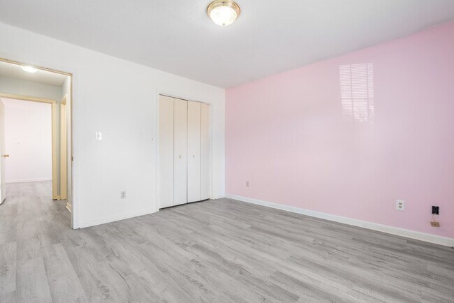 Foto del edificio - 403 S Sheridan Dr