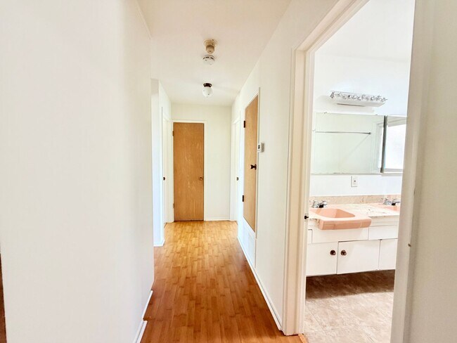 Foto del edificio - 4 bedroom La Mirada Home
