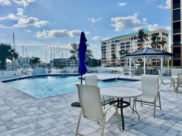 Foto del edificio - 3020 Matecumbe Key Rd