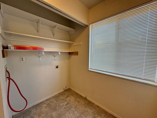 Foto del edificio - 6940 Peyote Way