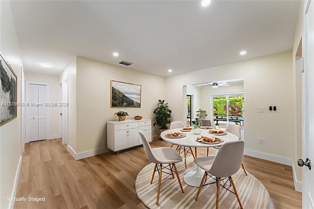 Foto del edificio - 6731 SW 48th St