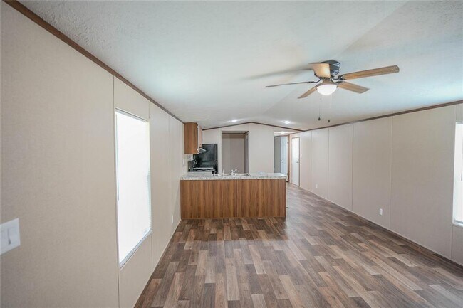 Foto del edificio - 293 W Lone Oak Rd
