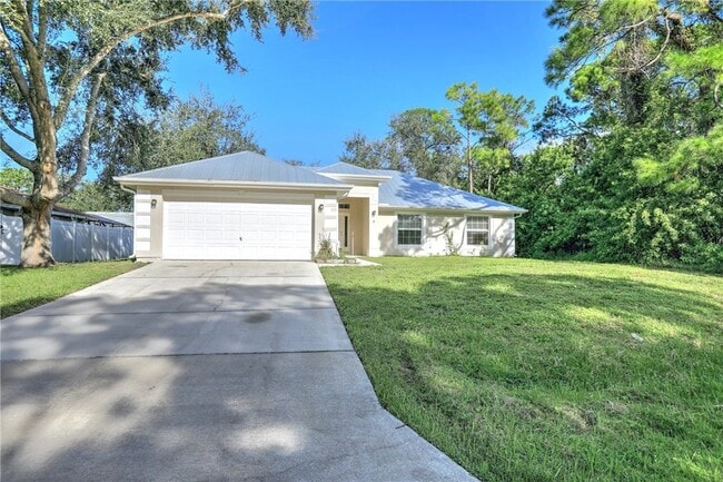 Building Photo - 573 Belfast Terrace