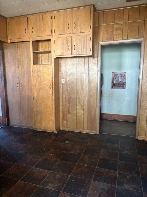 Building Photo - 119 W Bertheaud Ave