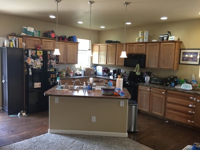 Building Photo - Beautiful 3 Bed/2.5 Bath Home in Loveland