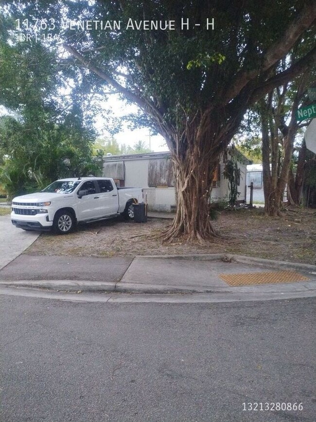 Foto del edificio - 11763 Venetian Ave