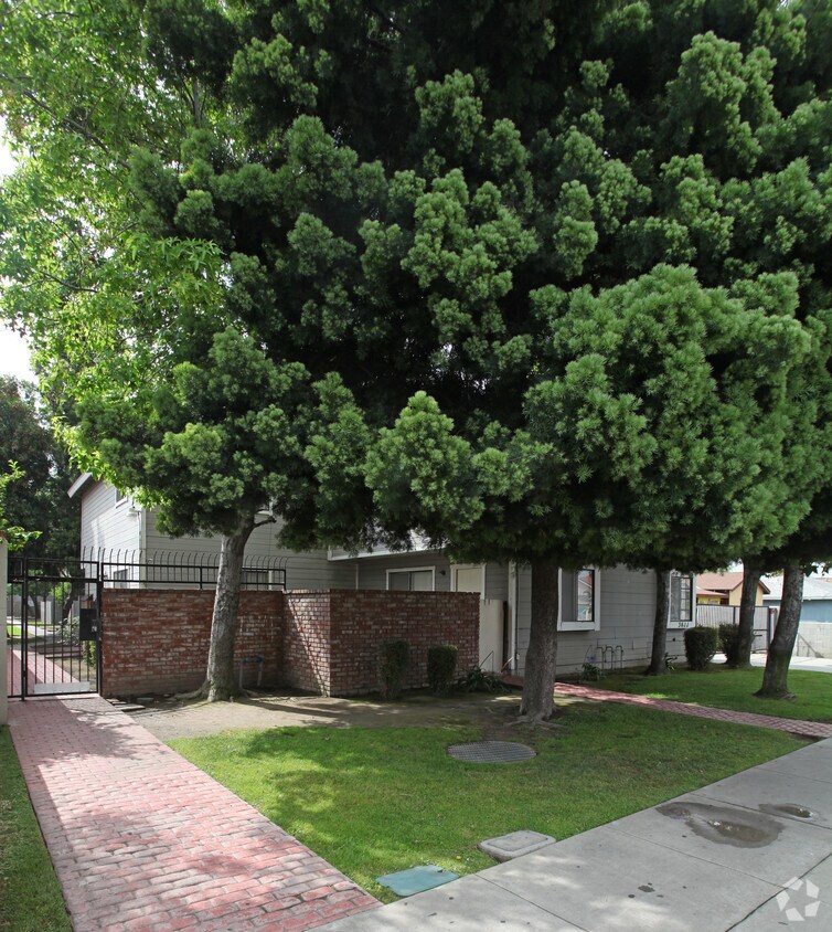 Building Photo - 3622 Cogswell Rd