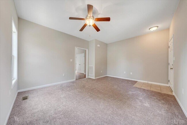 Foto del edificio - 109 Red Maple Ct