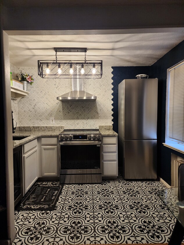 New Remolded kitchen - 1182 Clermont St