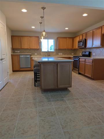 Building Photo - 6895 Hickory Creek Dr