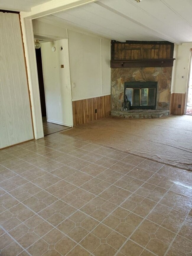 Building Photo - 722 Lime Ln