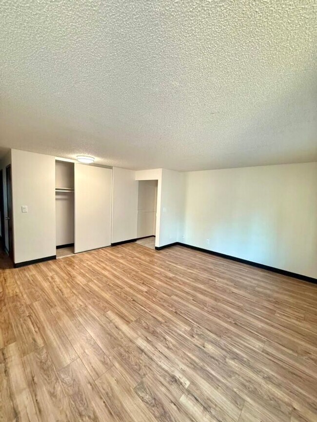 Foto del edificio - 18524 Linden Ave N