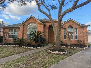 Building Photo - 1822 American Elm Ct