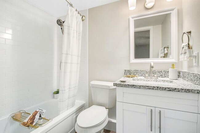 Foto del edificio - 809 Weldona Ln