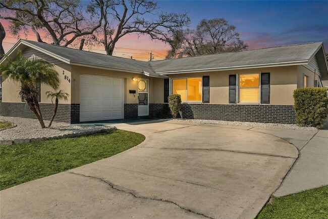 Photo - 2814 20th Ave Dr W House