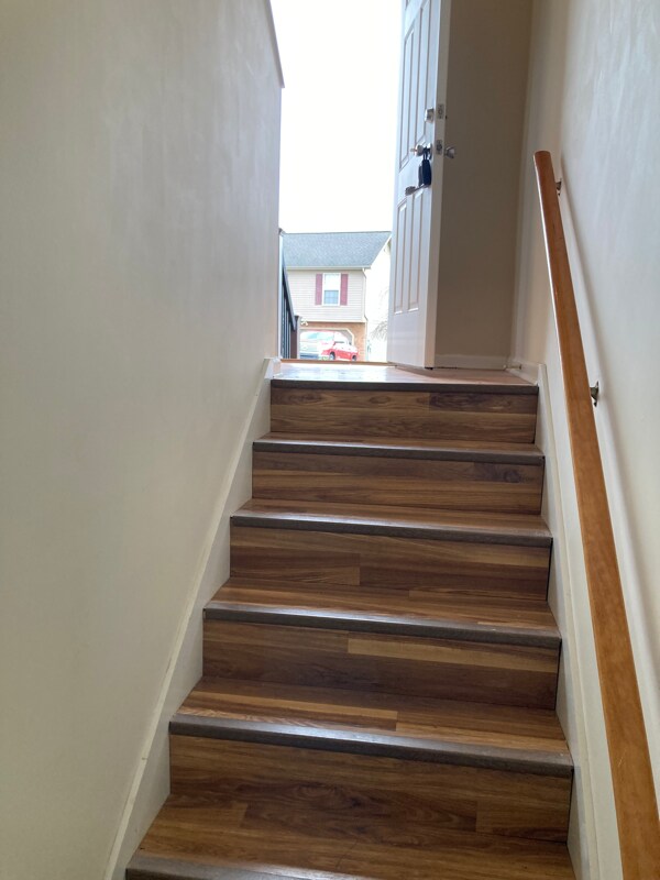 Foto del edificio - 111 Mountain Creek Ct