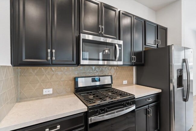 Building Photo - 13615 Terrett Trce